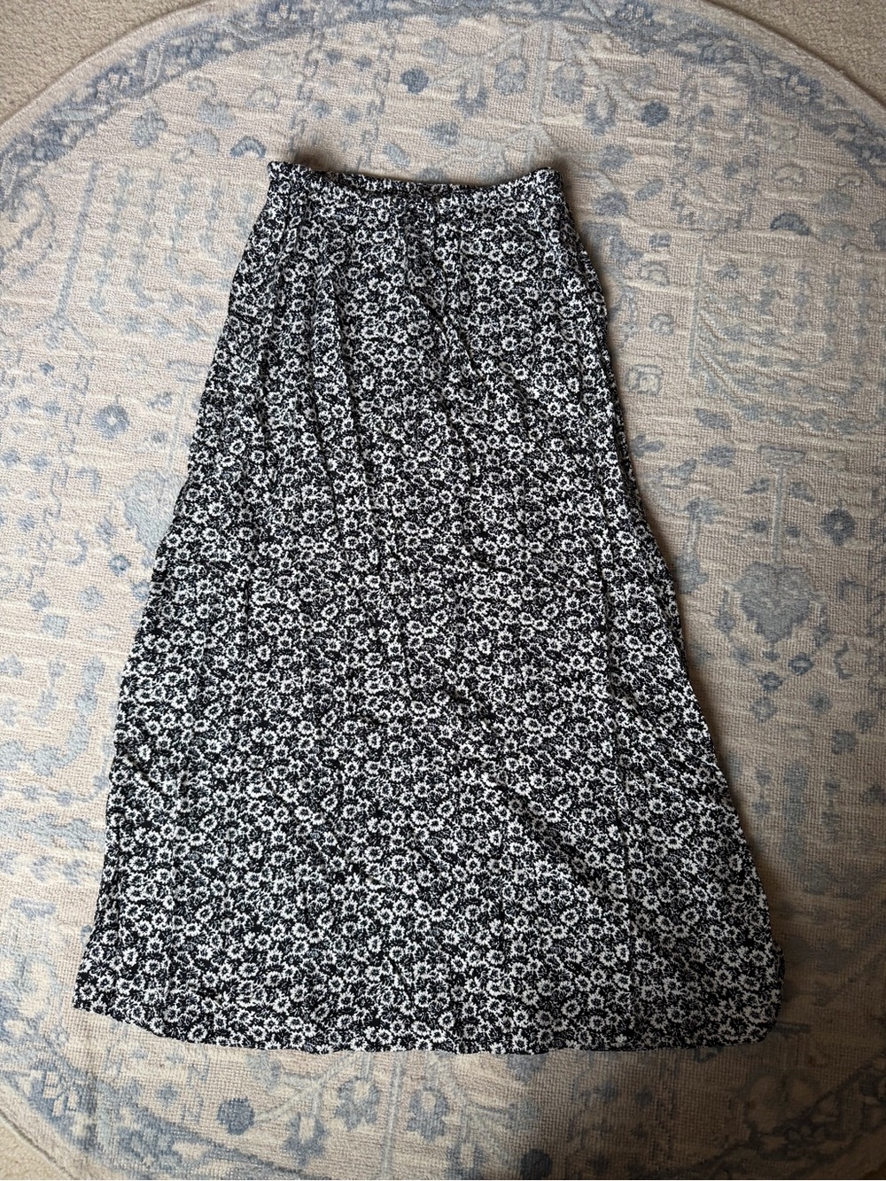 Melrose and Market Black and White Floral Maxi Skirt